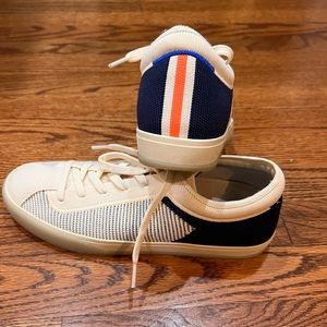 Rare! Rothy’s - The Lace Up Sneaker (cream, size 9)